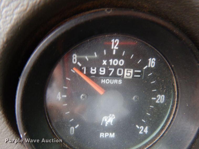 image for item HR9182 1997 Mack RD688S  dump truck