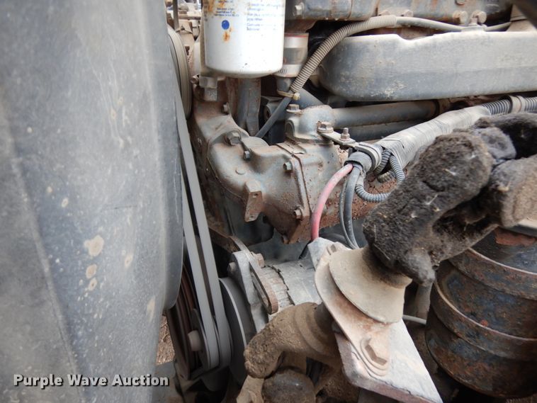 image for item HR9182 1997 Mack RD688S  dump truck