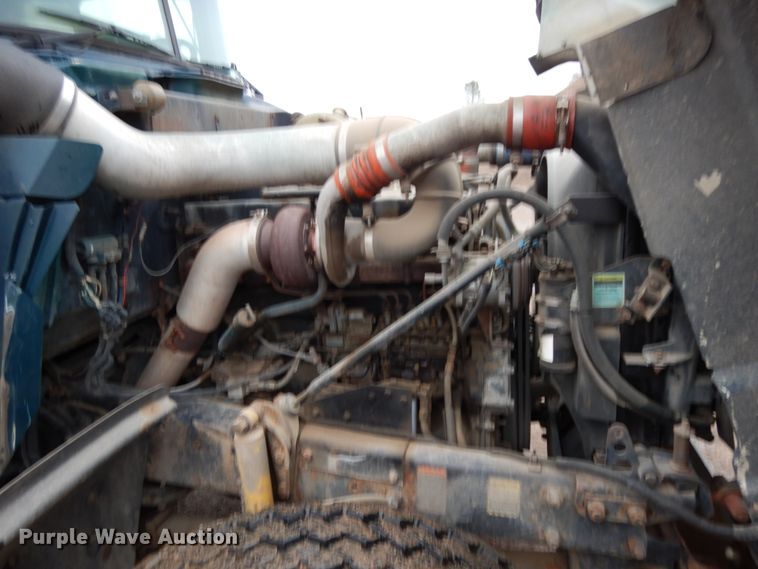 image for item HR9182 1997 Mack RD688S  dump truck