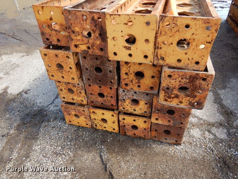 image for item HU9237 (88) EFCO Super Stud concrete forms