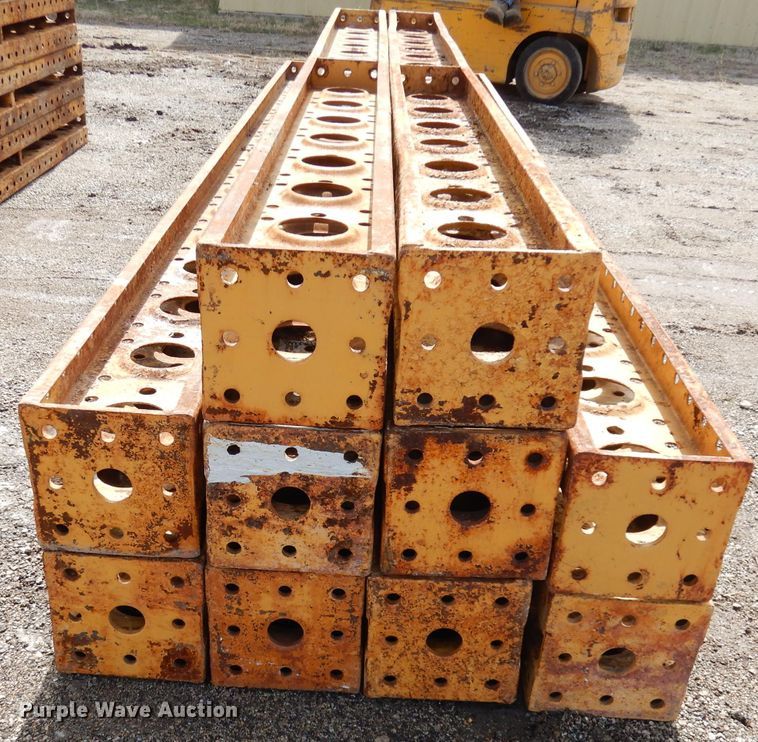 image for item HU9237 (88) EFCO Super Stud concrete forms
