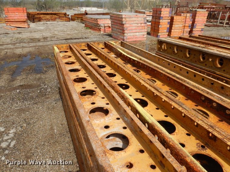 image for item HU9237 (88) EFCO Super Stud concrete forms