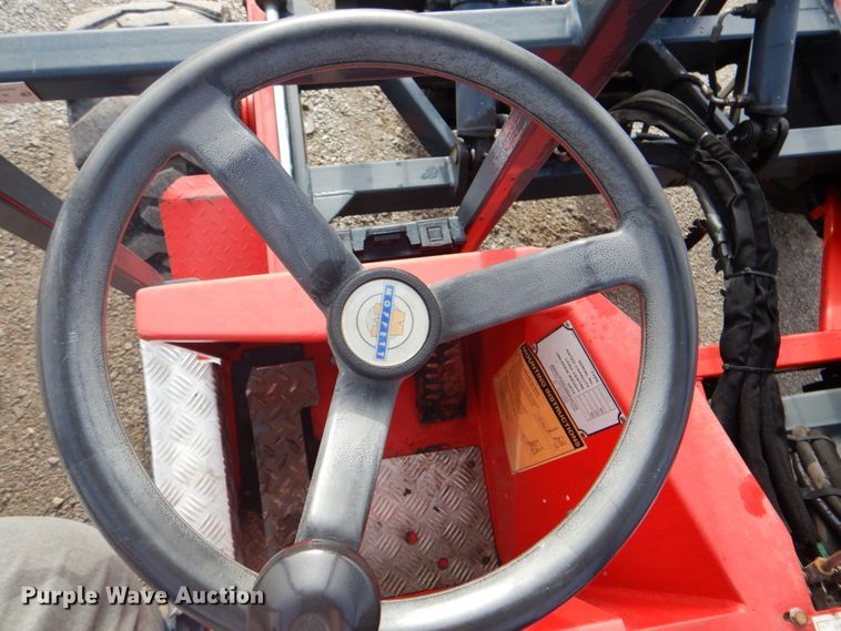 image for item HX9190 2005 Moffett M5500  forklift