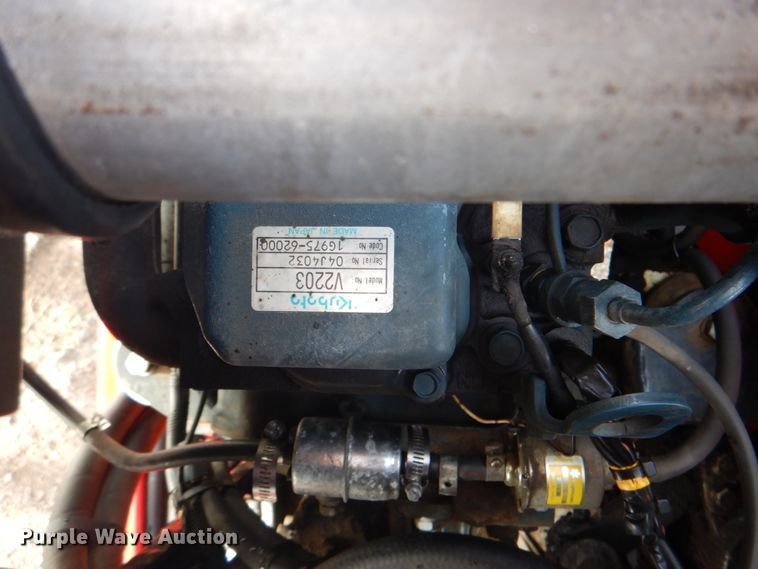 image for item HX9190 2005 Moffett M5500  forklift