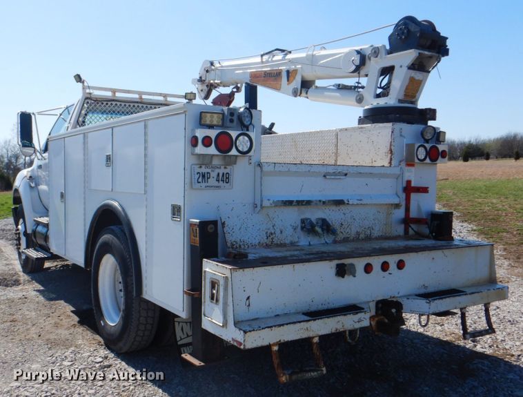 image for item HX9203 2008 Ford F750  utility / service truck