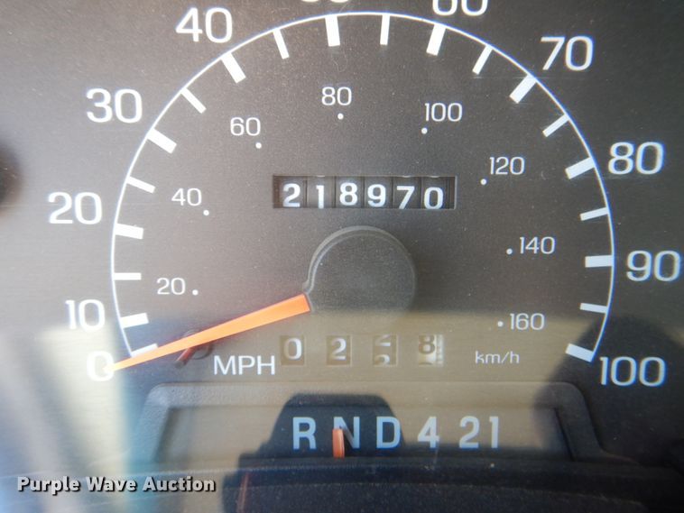 image for item HX9203 2008 Ford F750  utility / service truck