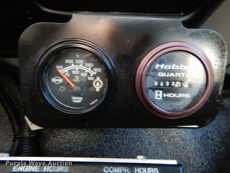 image for item HX9203 2008 Ford F750  utility / service truck