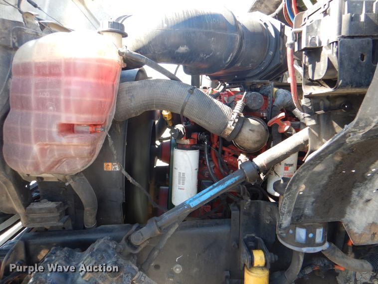 image for item HX9203 2008 Ford F750  utility / service truck