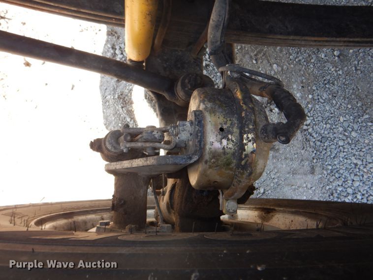 image for item HX9203 2008 Ford F750  utility / service truck