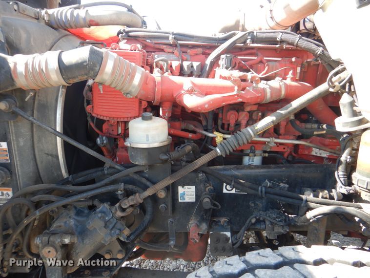 image for item HX9204 2010 Kenworth T800  crane truck