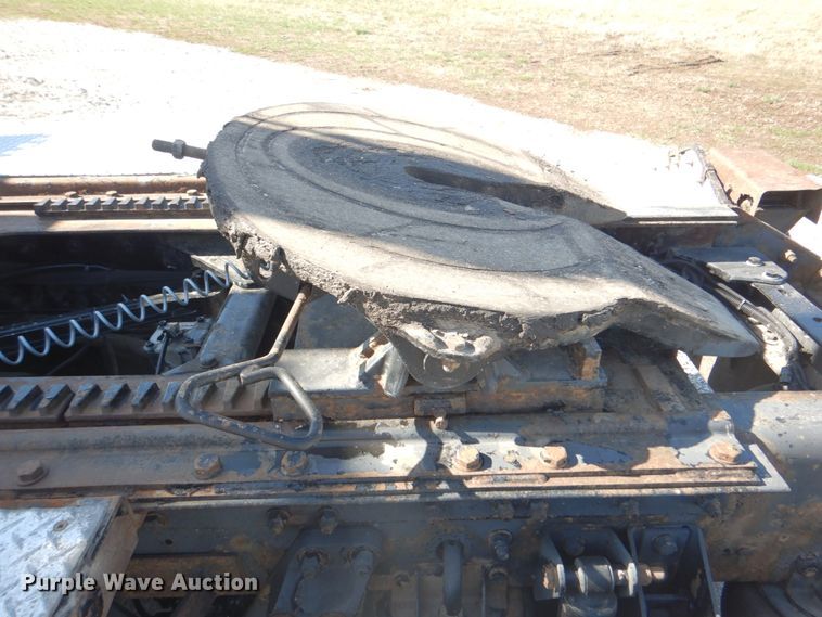 image for item HX9204 2010 Kenworth T800  crane truck