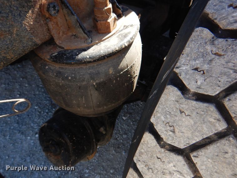 image for item HX9204 2010 Kenworth T800  crane truck