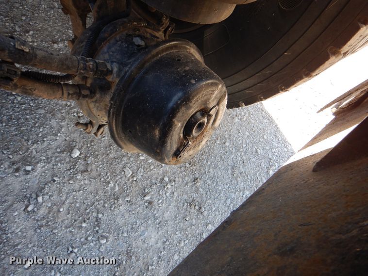 image for item HX9204 2010 Kenworth T800  crane truck