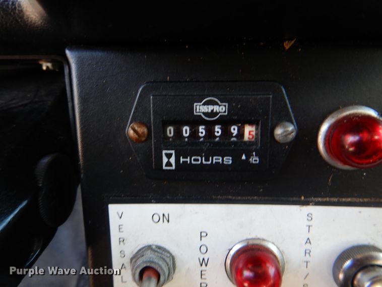 image for item HX9208 2006 Ford F750 Super Duty XL  bucket truck