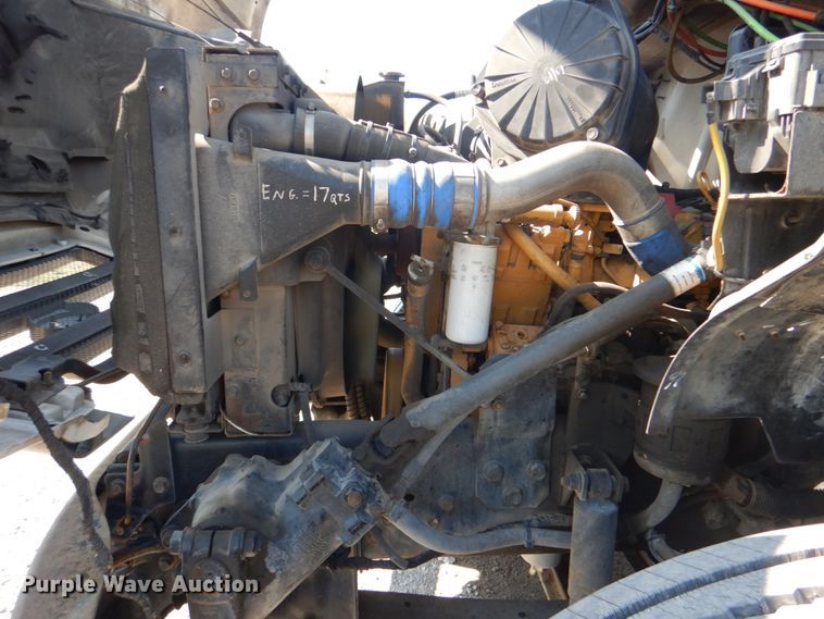 image for item HX9208 2006 Ford F750 Super Duty XL  bucket truck