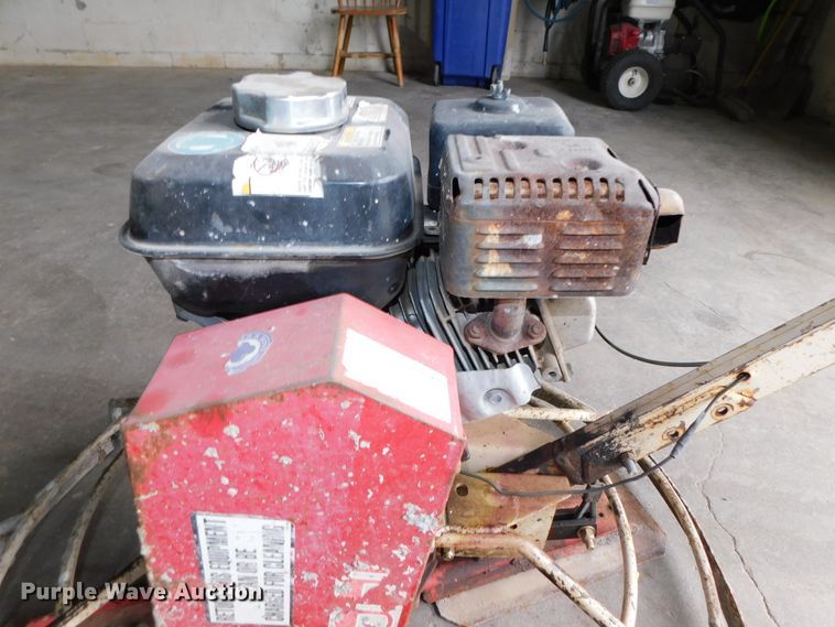 image for item HX9252 Edco T364B-5.5H power trowel