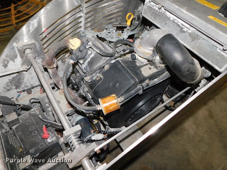 image for item HX9274 Husqvarna Soff-Cut X4200 SAW-EPA concrete saw