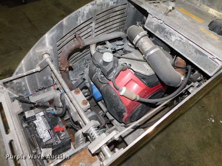 image for item HX9275 Husqvarna Soff-Cut X4200 SAW-EPA concrete saw