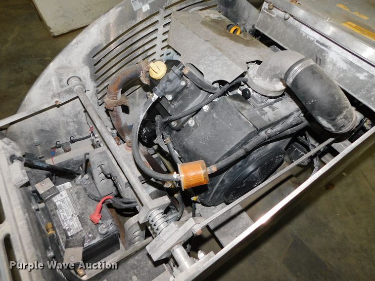 image for item HX9276 Husqvarna Soff-Cut X4200 SAW-EPA concrete saw