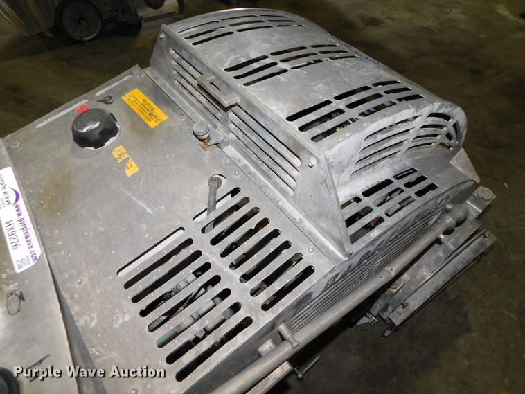 image for item HX9276 Husqvarna Soff-Cut X4200 SAW-EPA concrete saw