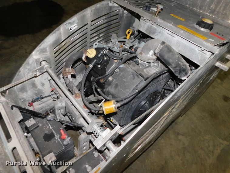 image for item HX9277 Husqvarna Soff-Cut X4200 SAW-EPA concrete saw