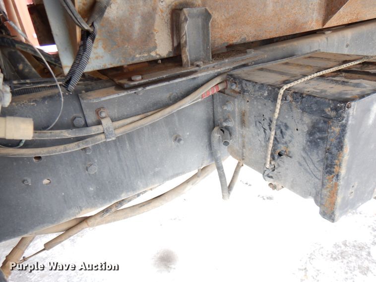 image for item HX9578 1994 Ford L9000  dump truck