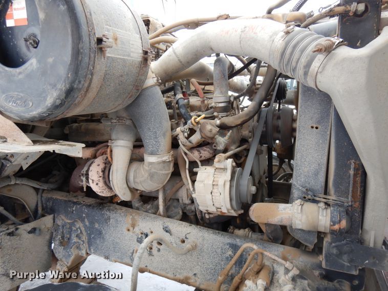 image for item HX9578 1994 Ford L9000  dump truck