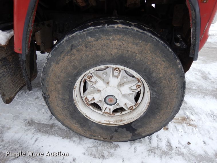 image for item HX9578 1994 Ford L9000  dump truck