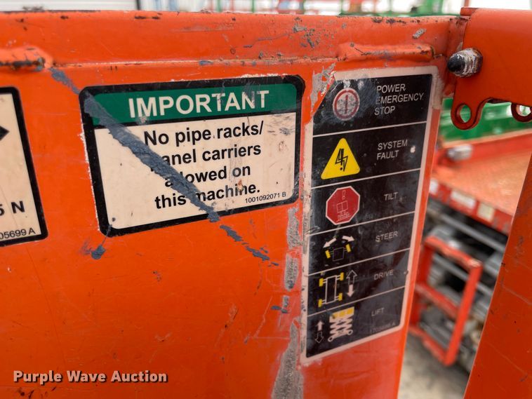 image for item II9342 2016 JLG 1932RS  scissor lift