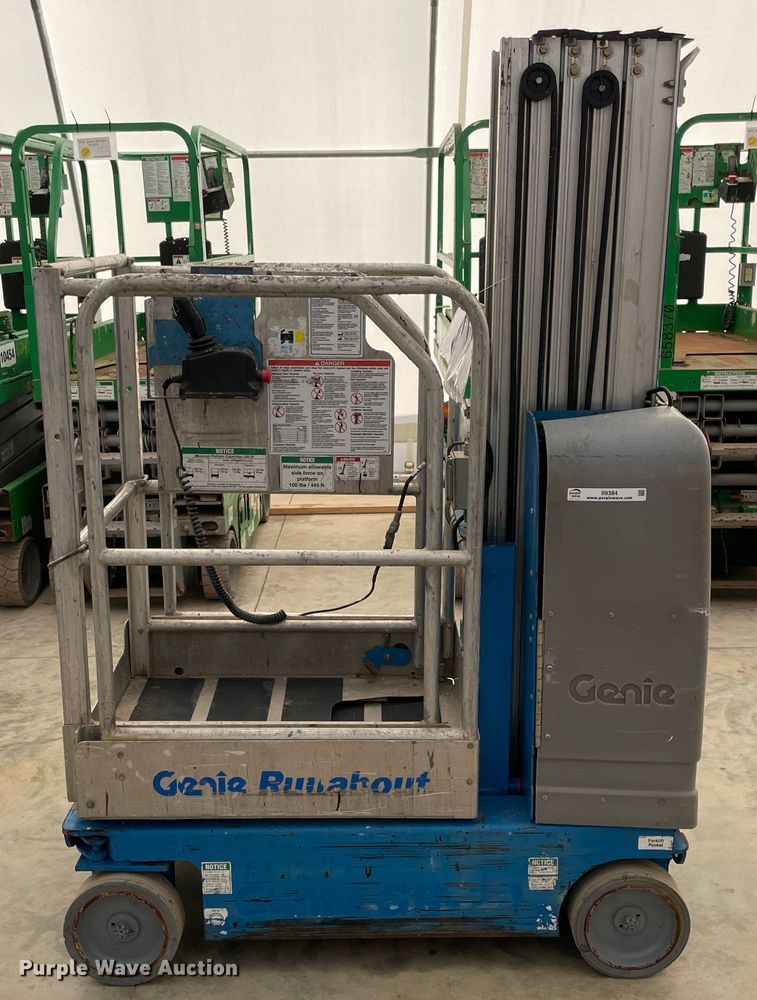 image for item II9384 2007 Genie GR20  vertical lift
