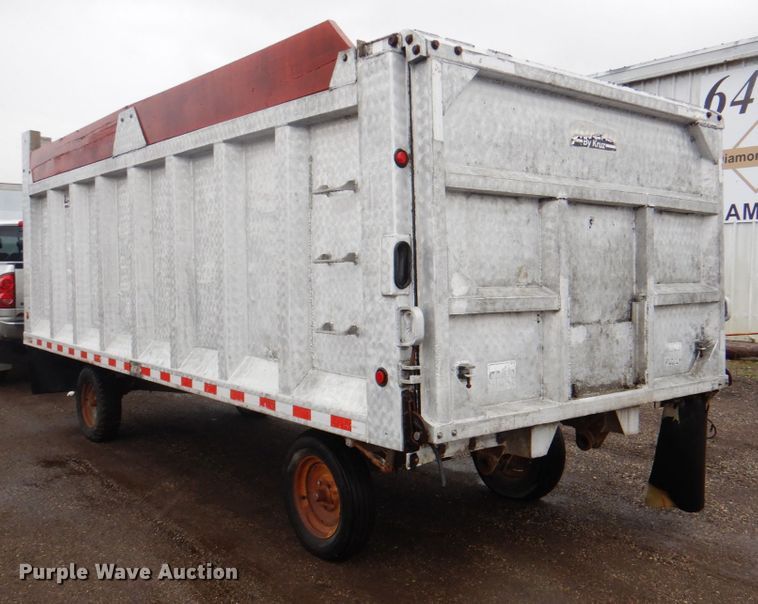 image for item II9813 Ravens aluminum dump bed