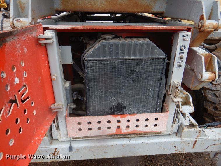 image for item II9916 1998 Skyjack SJ9250  scissor lift