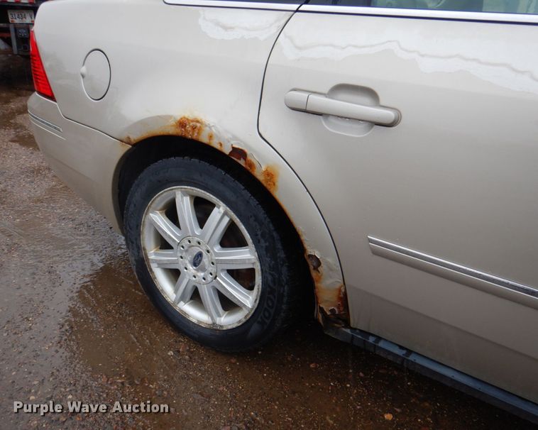 image for item II9920 2005 Ford Five Hundred