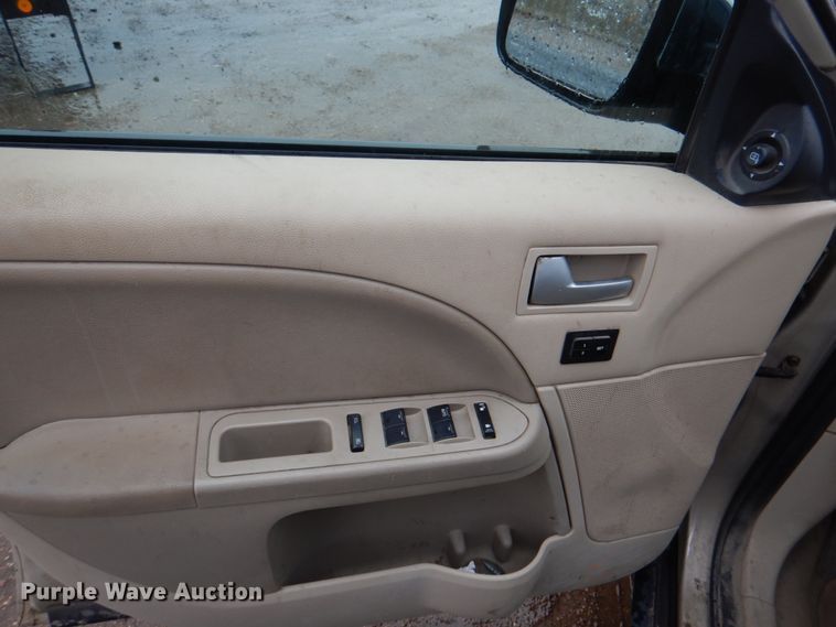 image for item II9920 2005 Ford Five Hundred