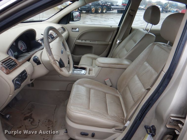 image for item II9920 2005 Ford Five Hundred