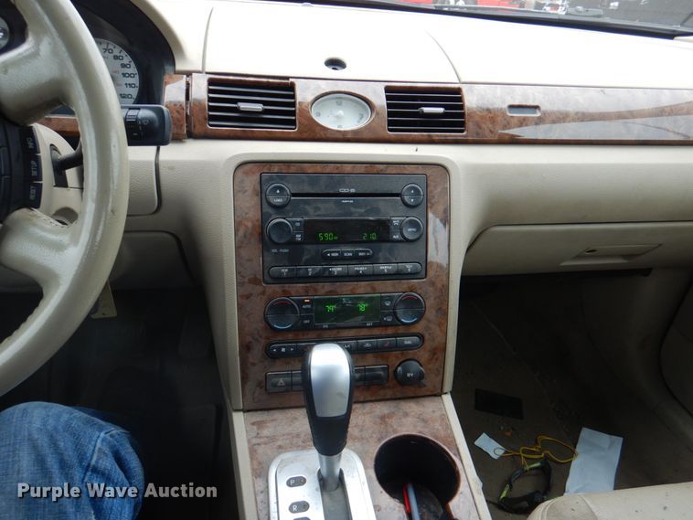 image for item II9920 2005 Ford Five Hundred