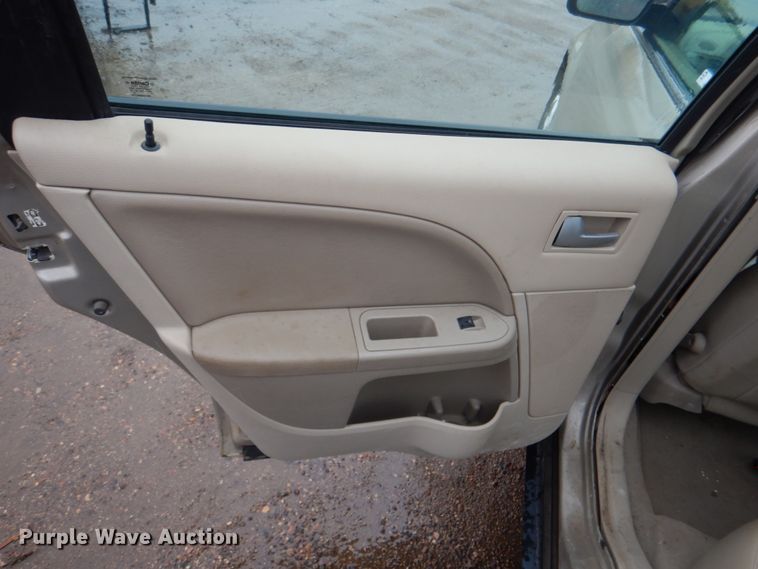 image for item II9920 2005 Ford Five Hundred