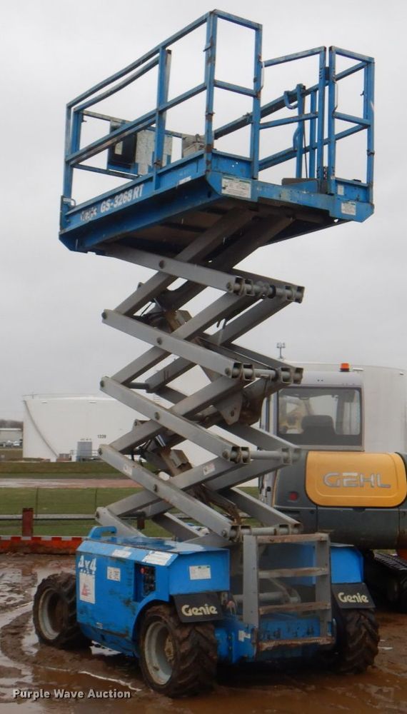 image for item II9923 Genie GS3268RT  scissor lift