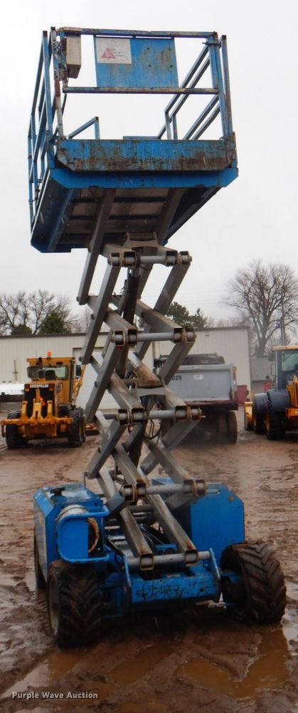 image for item II9923 Genie GS3268RT  scissor lift