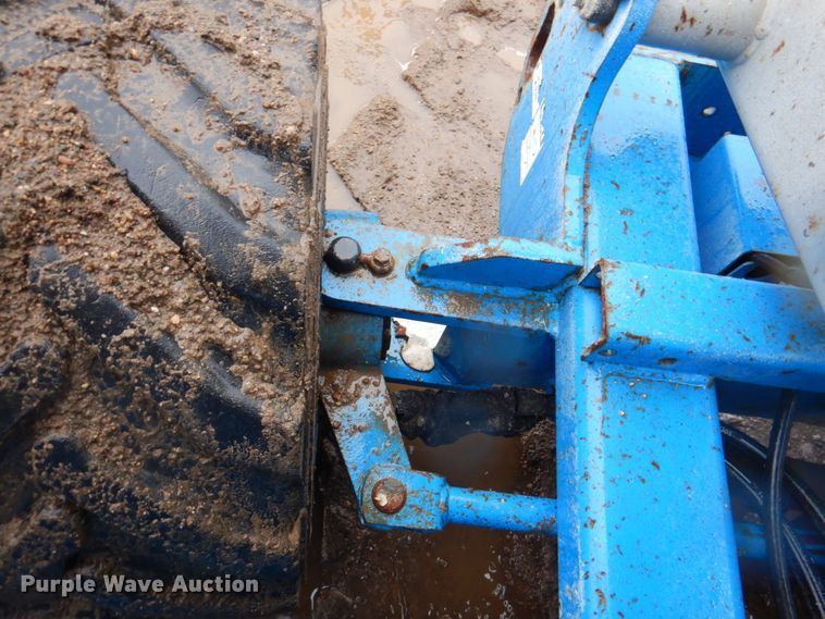 image for item II9923 Genie GS3268RT  scissor lift