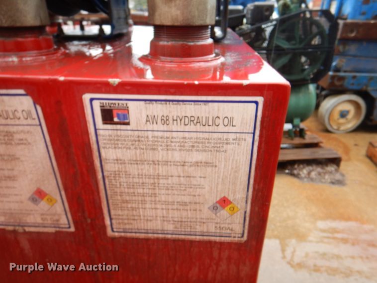 image for item II9927 JBC  oil tank