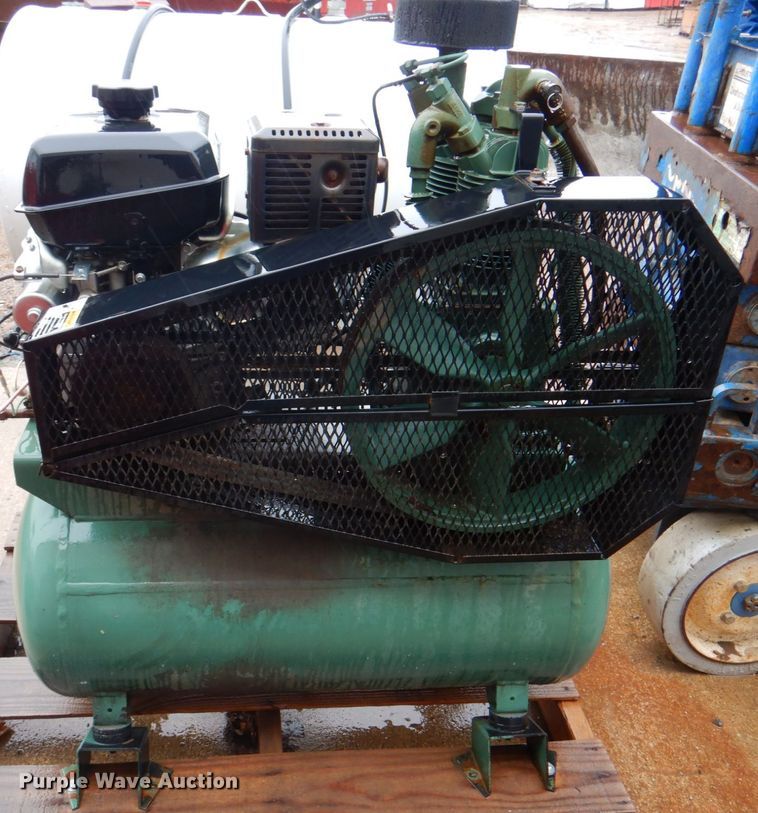 image for item II9928 Champion HGR7-3K  air compressor