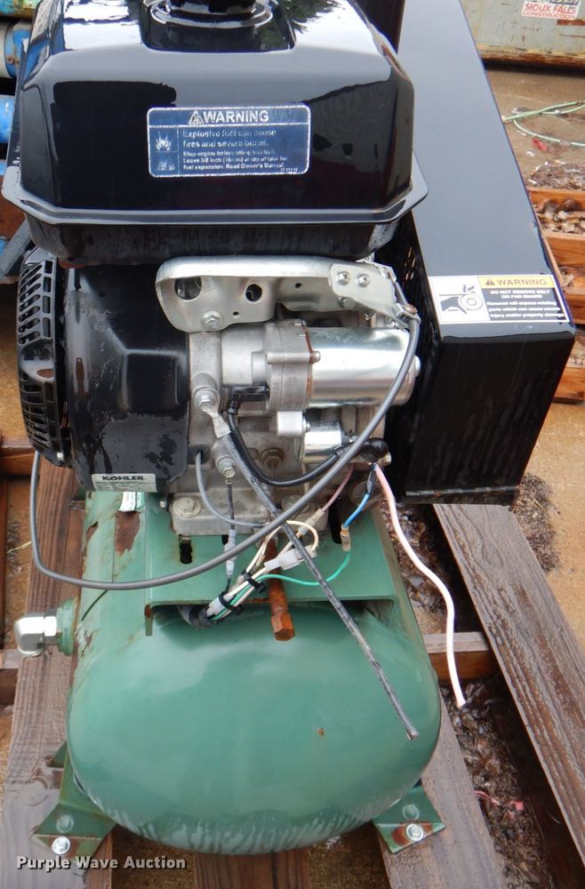 image for item II9928 Champion HGR7-3K  air compressor