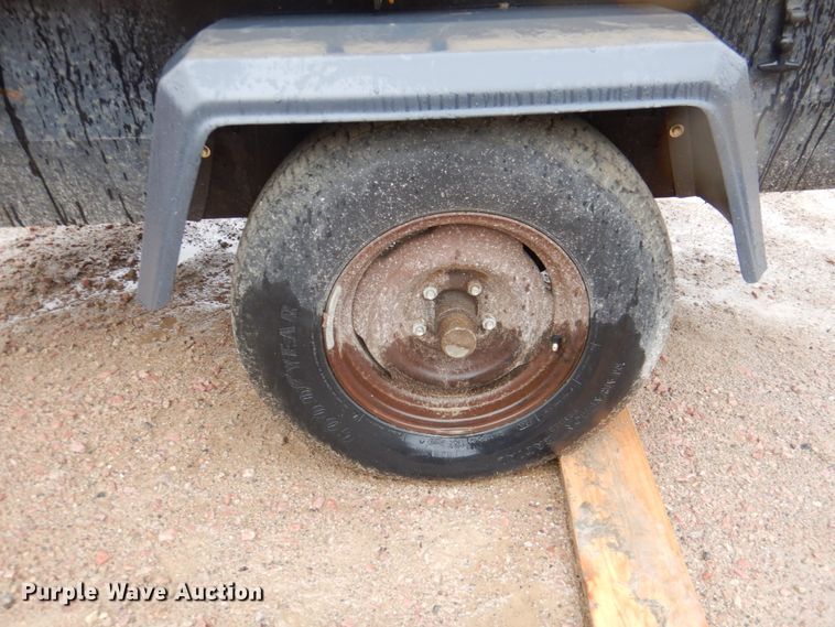 image for item II9929 2002 Atlas Copco XAS96  air compressor