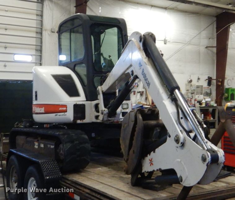 image for item IK9969 2006 Bobcat 435  mini excavator