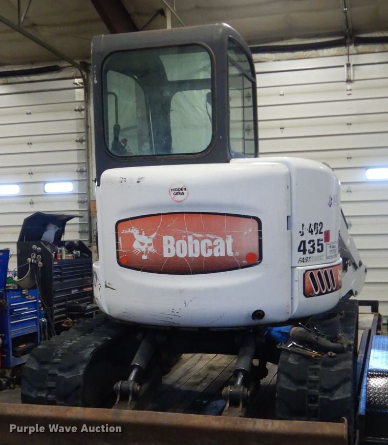 image for item IK9969 2006 Bobcat 435  mini excavator