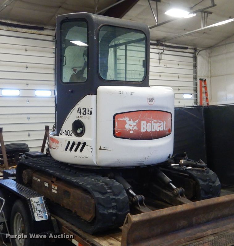 image for item IK9969 2006 Bobcat 435  mini excavator