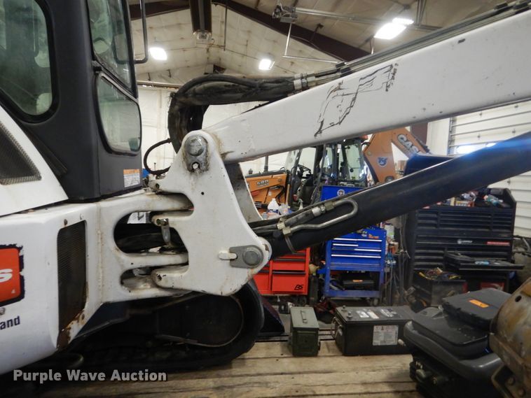 image for item IK9969 2006 Bobcat 435  mini excavator