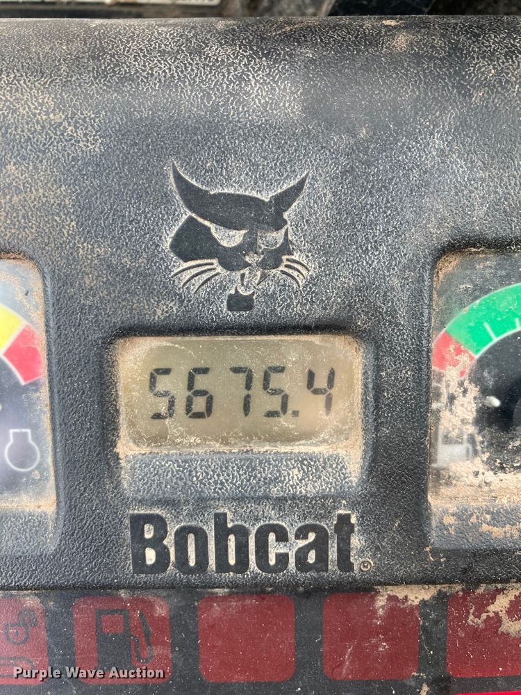 image for item IK9969 2006 Bobcat 435  mini excavator