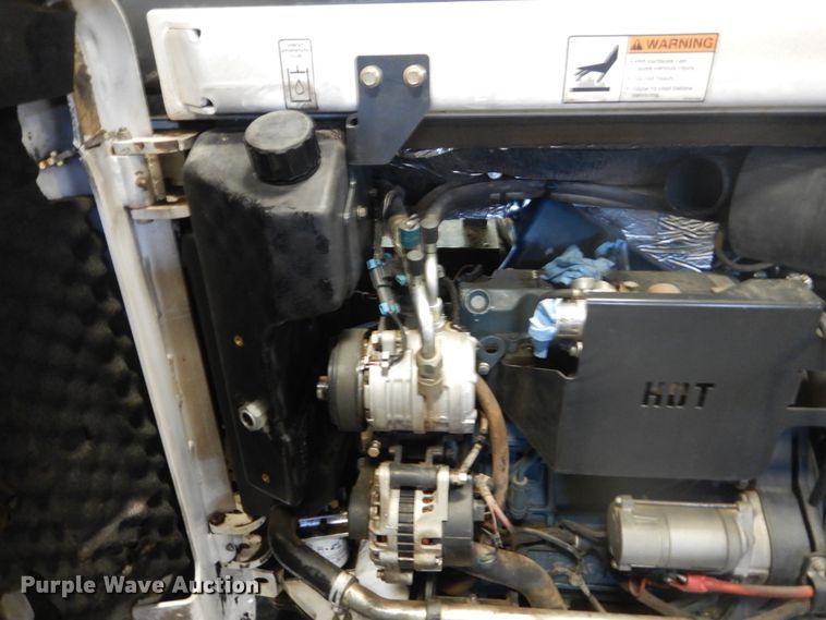 image for item IK9969 2006 Bobcat 435  mini excavator